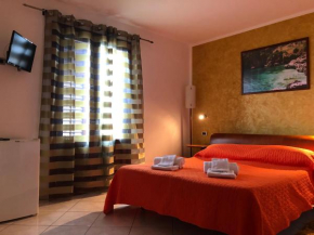 Room in BB - El Nur B b-Gold Room, En-suite Bathroom With Tub, San Vito Lo Capo